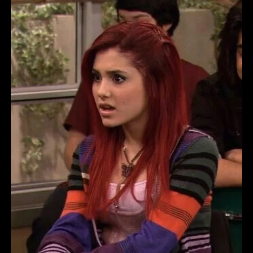 menina, pijali shaw, cat valentine aesthetic, victoria ganha hospital psiquiátrico de gato, ariana grande victoria vencedora