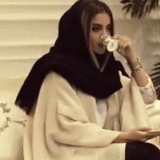 menina, estilo de cobertura, moda árabe, belo lenço de cabeça, abaya saud é linda