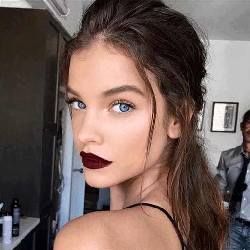 young woman, dark lipstick, barbara palvin, barbara palvin makeage, makeup of burgundy lipstick