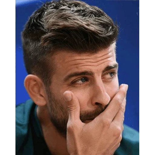 pique, жерар пике, футболисты, pique crying, футболисты барселоны