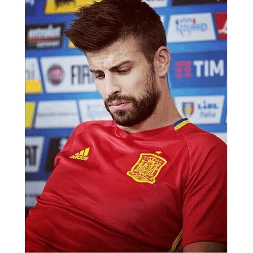 piqué, жерар пике, andreas pique, лионель месси, самые красивые испанские футболисты