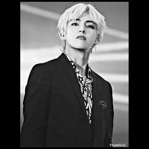 тэхен, ким тэ хён, bangtan boys, taehyung bts, намджун концерте 2019