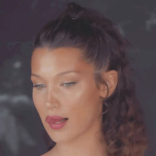 number, birth, march 27, bella hadid, date of birth