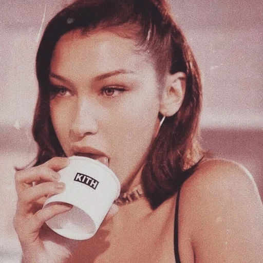 la ragazza, bella hadid, gigi hadid, cindy kimberly, bella hadid style