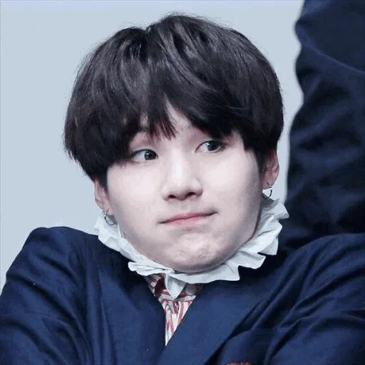 suga, jazmin, чон чонгук, min yoongi, yoongi bts