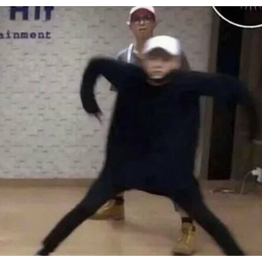 bts memes, yoongi bts, bts baepsae, bts смешные, мем юнги dance practice