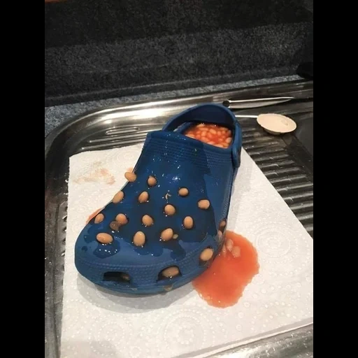 shoes, twitter, crocs beans, damned food, not its plate