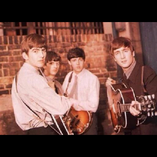 gli scarafaggi, elvis presley, con i beatles, the beatles 1963, gruppo dei beatles paul mccartney