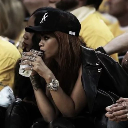 рианна, девушка, рианна нба, rihanna style, rihanna jr smith