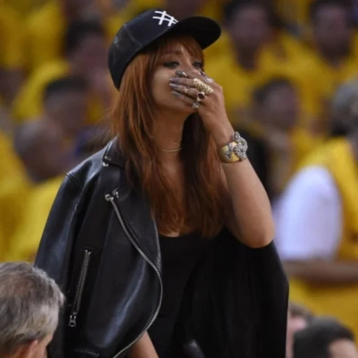 rihanna, la ragazza, rihanna nba, costume delle stelle, rihanna jr smith