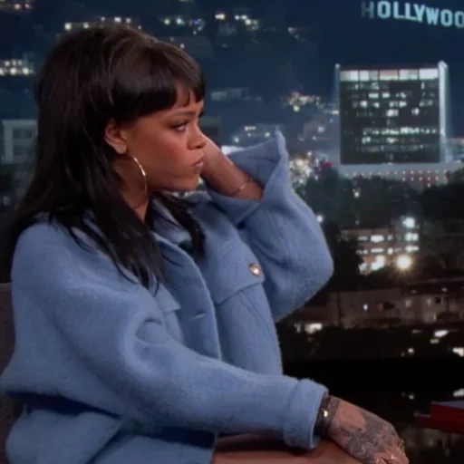 mujer, mujer joven, jimmy kimmel, rihanna y jimmy kimmel, keanu reeves invitados en urgant