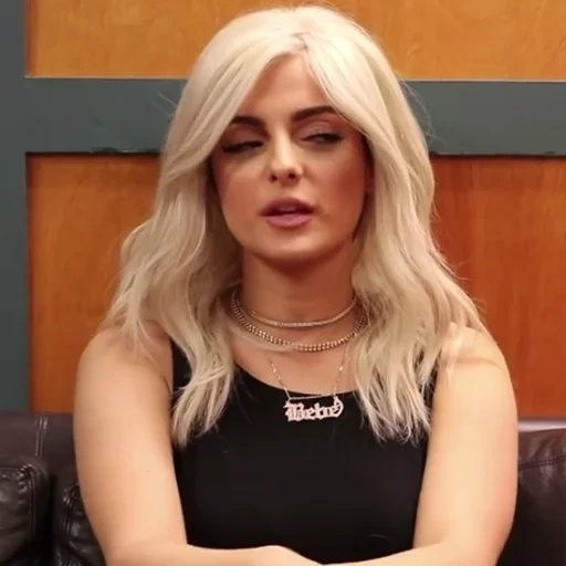 bebe rexha, bibi lexa, jimmy kimmel, bebe rexha 2015, beberekha wawancara menangis