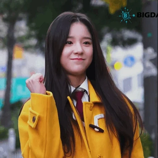 wanita muda, gadis-gadis cantik, gadis asia, heejin loona kuning, gadis gadis asia yang cantik