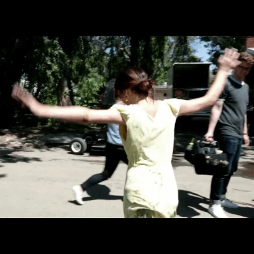 dansant, humain, jeune femme, parc de danse, parc gorky