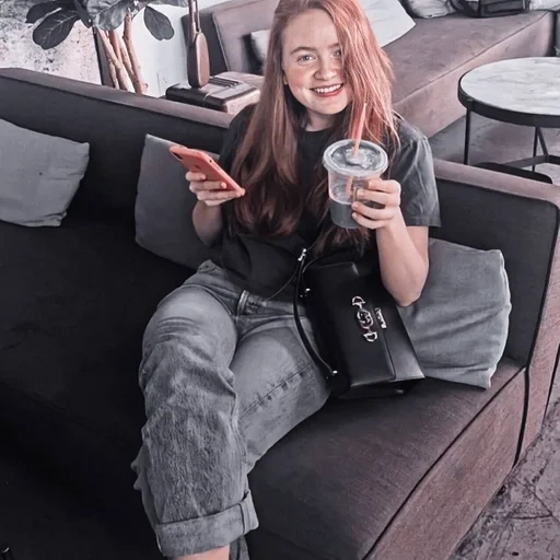 gadis, sadie sink, gadis berambut merah, sadie sink 2022