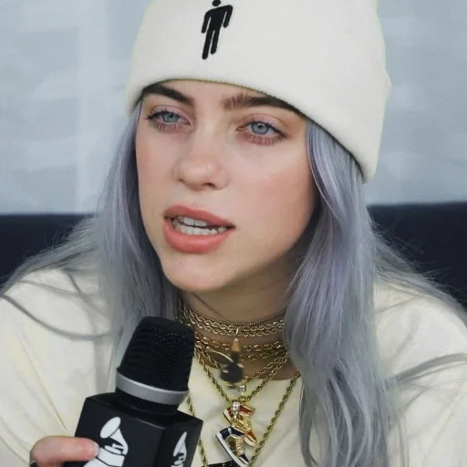 billy ailish, billie eilish, cappello di billy ailish, billy ailish mark, billy alish blu