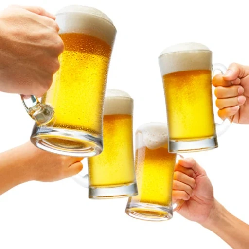 cerveza, sala de cerveza, sosteniendo cerveza, dos vasos de cerveza, vidrio de cerveza en la mano