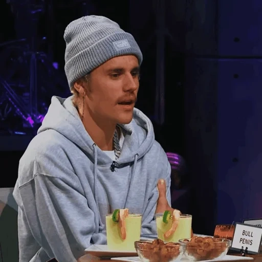 der junge mann, the people, spill deine güte, justin bieber 2020, james corden jody comer