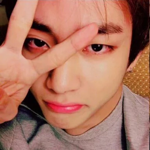 taehyung, kim ta hyun, taehyung bts, taehyun bts selfie, kim taehen selfie