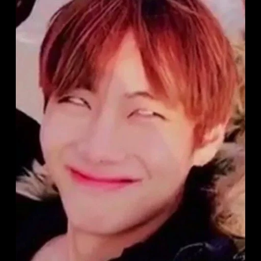 kim tae-hyun, zheng zhongguo, bangtan boys, taehyung bts, les visages drôles de bts taehen