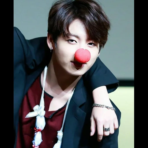 чонгук, чон чонгук, bts jungkook, чонгук клоун, bangtan boys