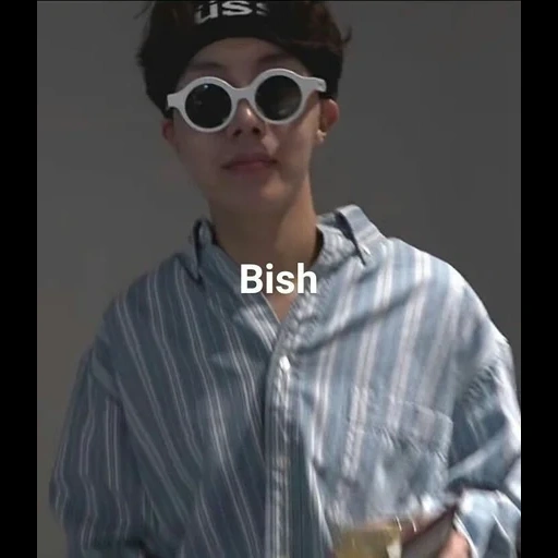 hoseok bts, hosok bts meme, jung hosok weiße brille