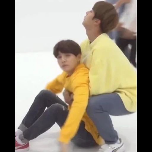 asiático, bts yongi, bts jungkook