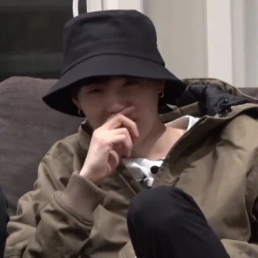 yoongi, человек, мальчик, min yoongi, suga bts панамке