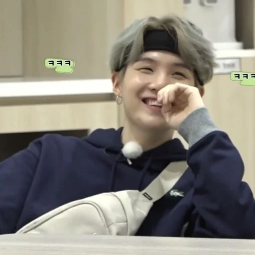 yoongi, bts suga, bts yoongi, шуга ран бтс, min yoongi suga