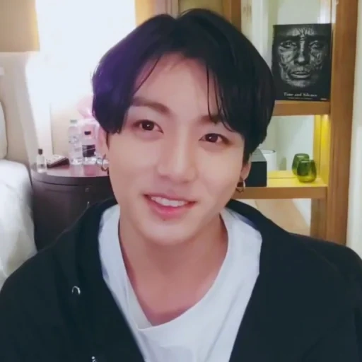 jungkook, taehen bts, jung jungkook, bts jungkook, jungkook vlive 2018