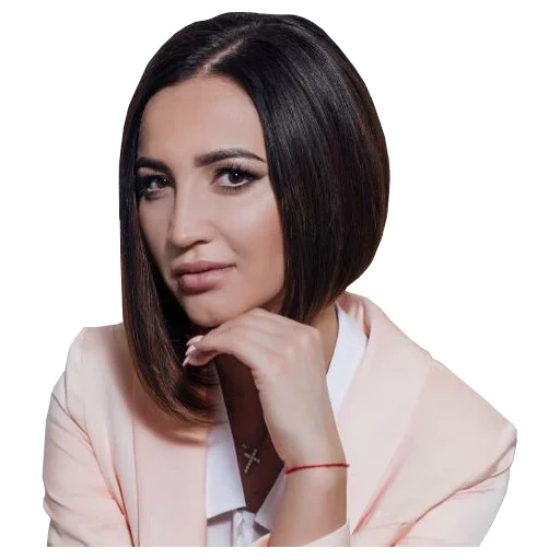 buzova, buzova est content, olga buzova, chanteuse olga buzova, coupe de cheveux olga buzova