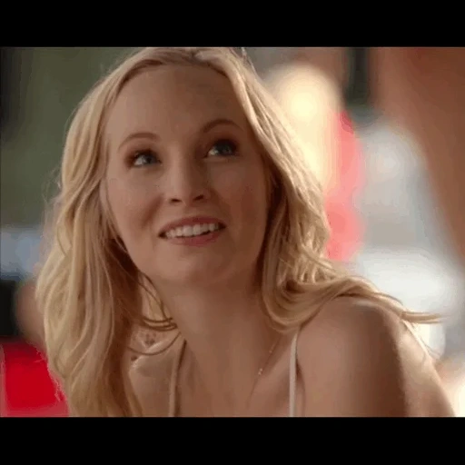 manusia, caroline, bidang film, caroline forbes, the vampire diaries