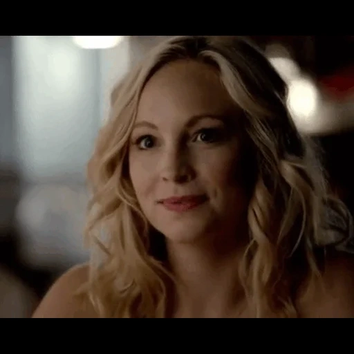 caroline, caroline forbes, diários de vampiros, caroline forbes, diários de um vampiro