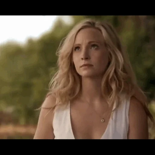 candice accola, caroline forbes, diários de vampiros, caroline forbes, vampir günlükleri