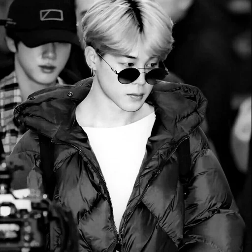 chimini, jimin bts, jimin bts, estilo de jimin, aeropuerto de park jimin 2019