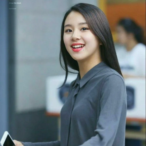 deux fois, ils sont naunques, jeune femme, zhou zyuy, deux fois nayeon