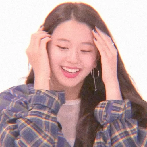 2019, they are naun, black pink, sulli is crying, twise cheyen laughs