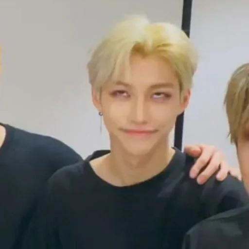 pack, a handsome boy, felix stray kids 2022, felix stray kids 2021 blond