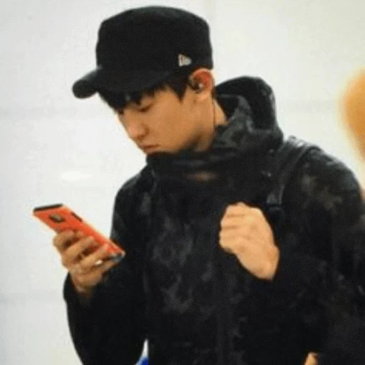 ji changwook, park chang yeol, chanyeol exo, aéroport de carnell 151018, park ji-min boyfriend material