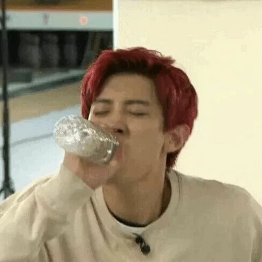 chanel, pak chanyeol, meme chanyeol, exo chanyeol, memes do exo chanel