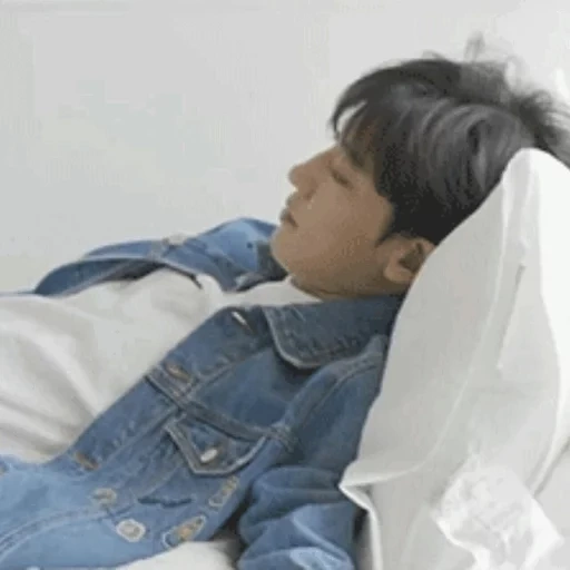 asian, park chang-ree, cha eun-woo ist eingeschlafen, jichang asahi schläft, koreanische schauspieler
