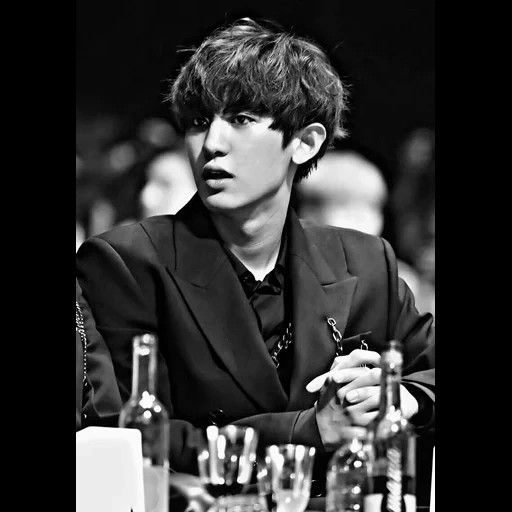 asiatico, pak chanyeol, chanyeol exo, exo baekhyun, chanyeol aesthetic dark