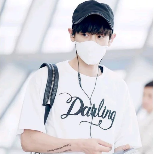 pak chanyeol, bekhen pucat, baekhyun exo, exo chanyeol, pak chanyeol di bandara