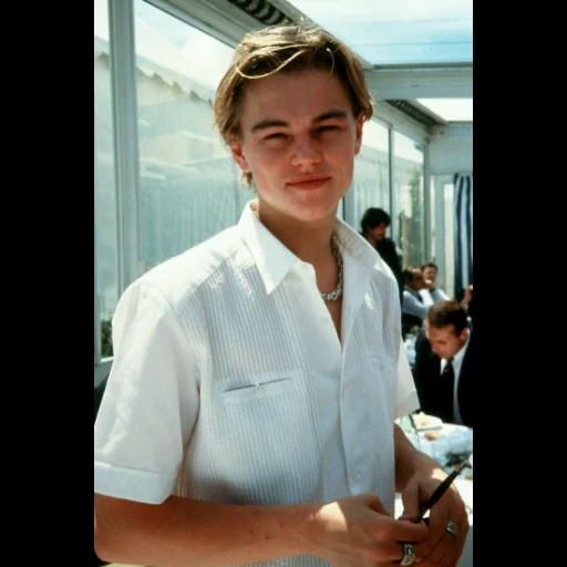 dicaprio est jeune, leonardo dicaprio, jeune leonardo dicaprio, jeune leonardo dicaprio, leonardo dicaprio de la jeunesse