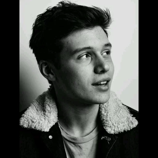 jovem, masculino, nick robinson, nick robinson 2022, mundo jurássico