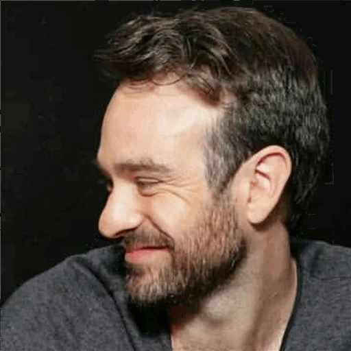 actores, el hombre, charlie cox, daniel maloni, actores europeos