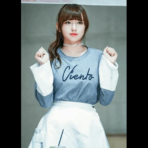 cosmic girls, gfreend 2021, girls korean, korean women, gfriend yunha kare