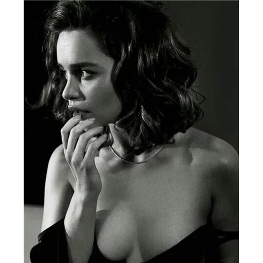 emilia clark, emilia clarke heiß, emilia clarke sexy, emilia clark ist heiß, emilia clark fotoshooting