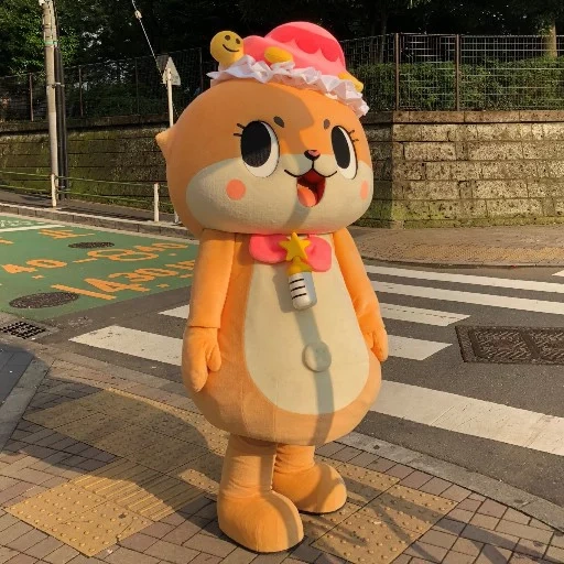 mascotte, un jouet, snap chiitan, mascotte de pomme, peluches