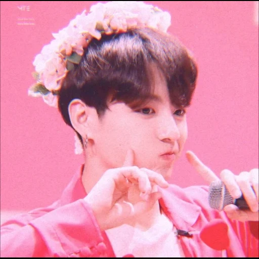 zheng zhongguo, jungkook bts, grupo juvenil à prova de balas, bts quanzhong, toda a lealdade é linda